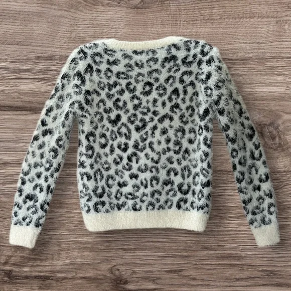 Mudd Soft Fuzzy Cheetah Animal Print Eyelash Knit Crew Neck Sweater Size S - Picture 4 of 12